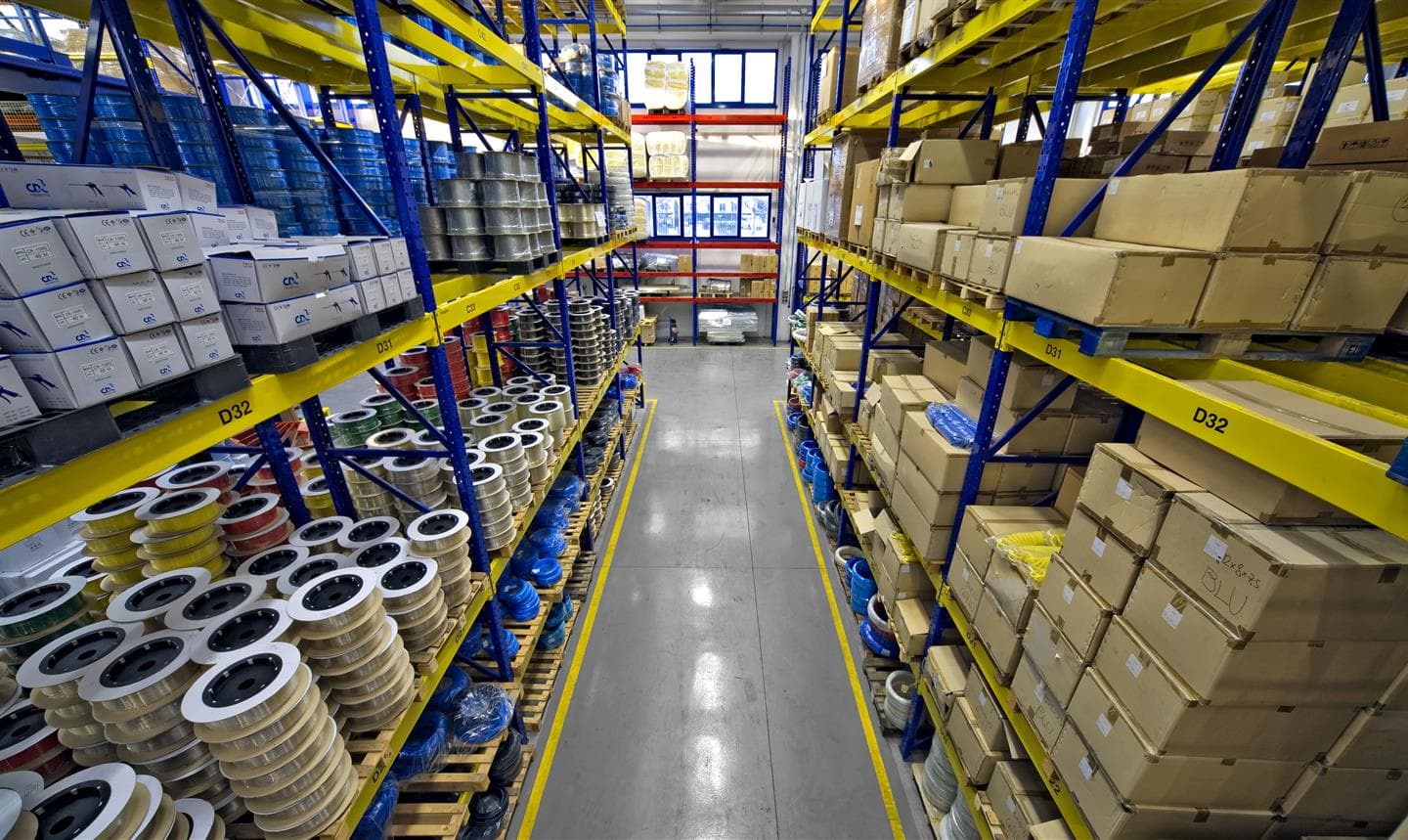 Realizzazione servizio fotografico per logistica di magazzino e arredamento uffici Samit